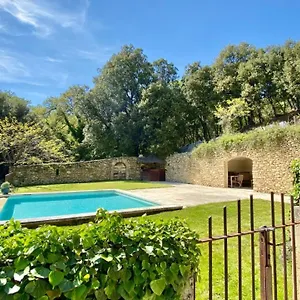 https://les-gouts-et-les-couleurs.fr-provencehotel.com