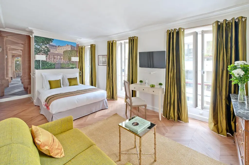 My Home For You Luxury B&B Adults Only Paris Frankrike
